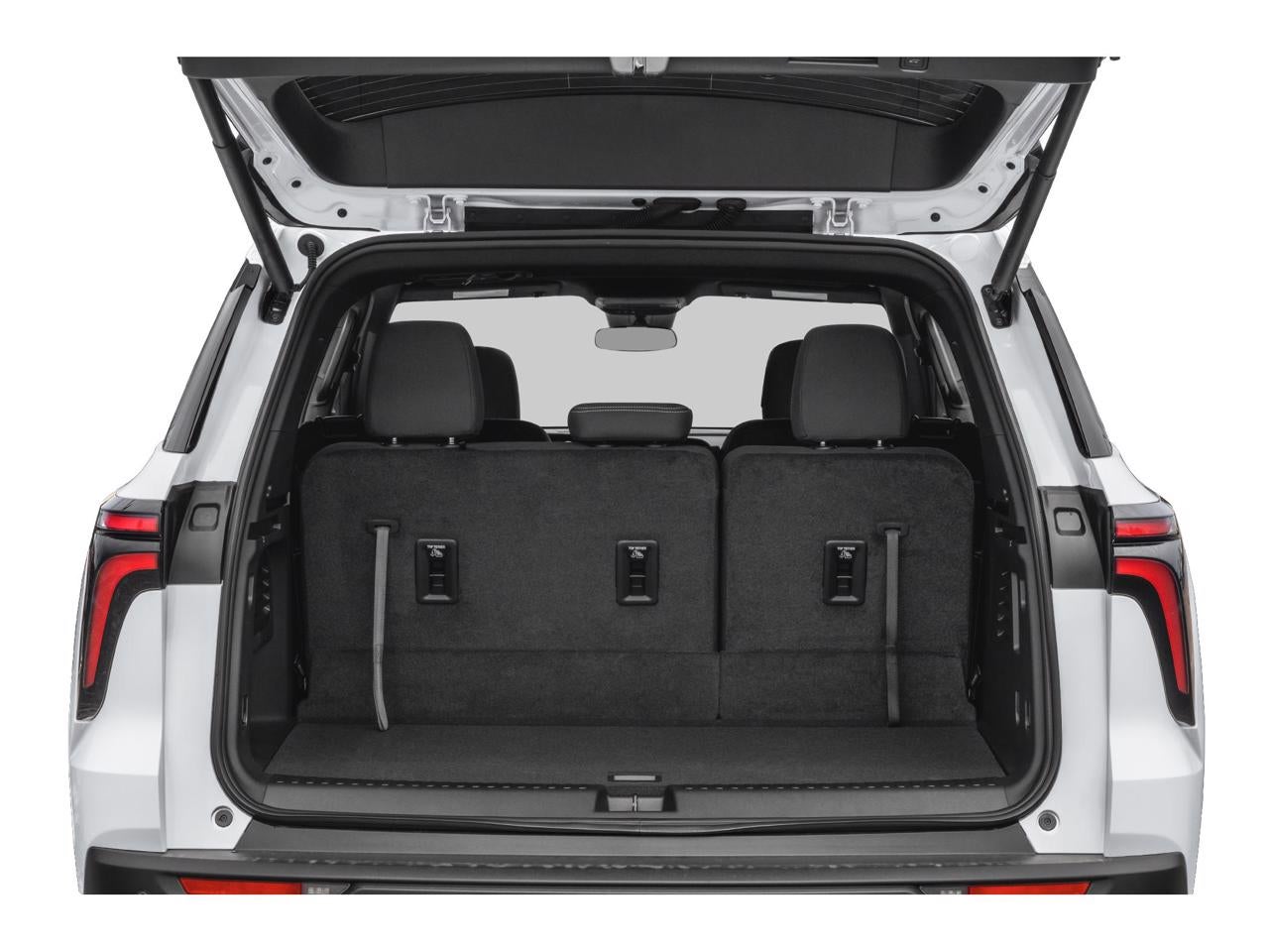 2025 Chevrolet Traverse photo 3