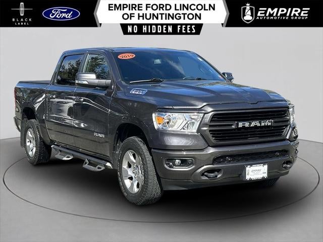 2019 RAM 1500 Big Horn/Lone Star 4x4 Crew Cab 5'7's photo