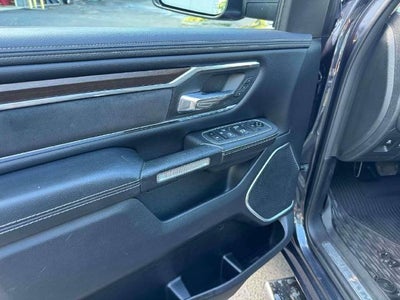 2021 RAM 1500 Laramie Crew Cab 4x4 57' Box