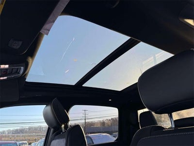 2021 RAM 1500 Laramie Crew Cab 4x4 57' Box