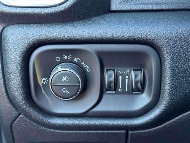 2021 RAM 1500 Laramie Crew Cab 4x4 57' Box