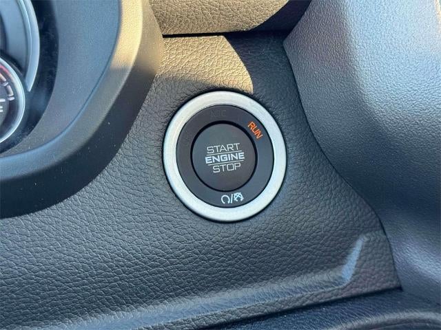 2021 RAM 1500 Laramie Crew Cab 4x4 57' Box