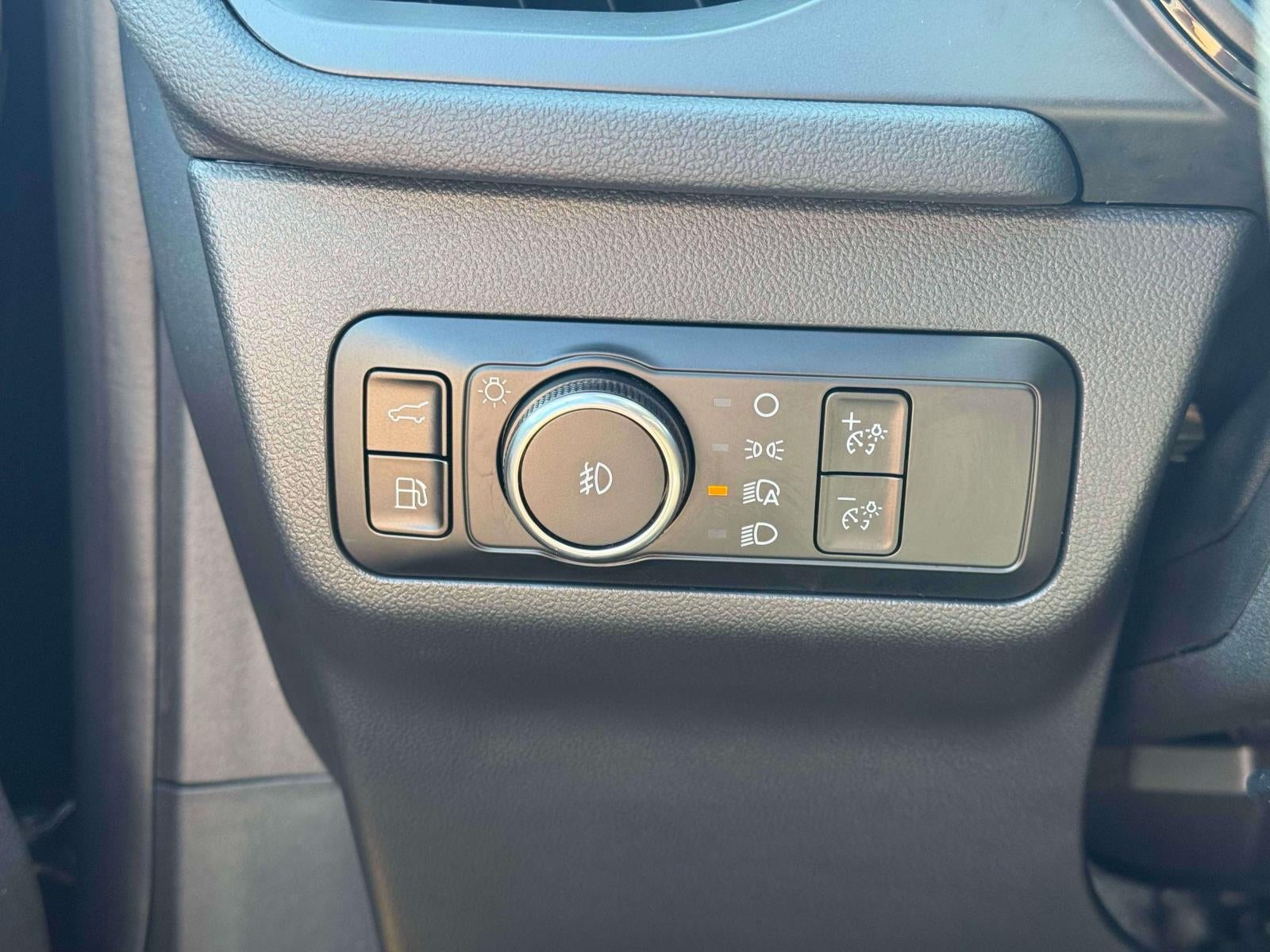 2023 Ford Escape ST-Line Elite