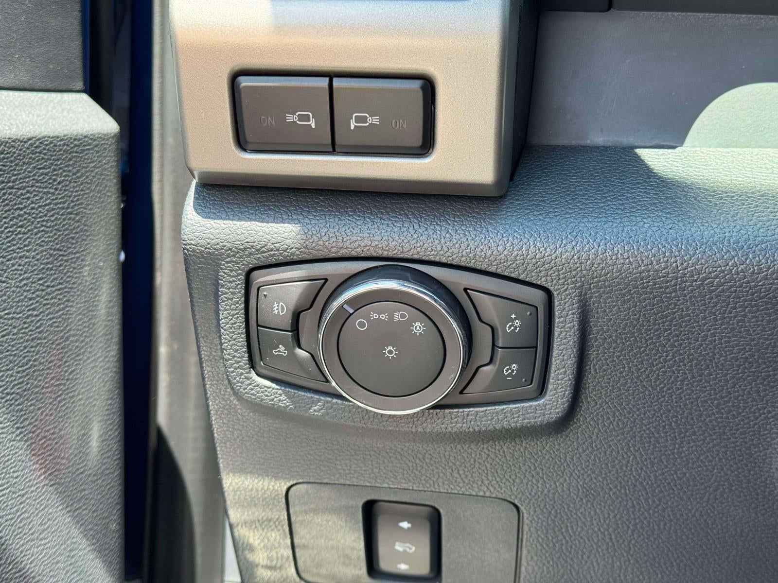 2022 Ford F-350 LARIAT