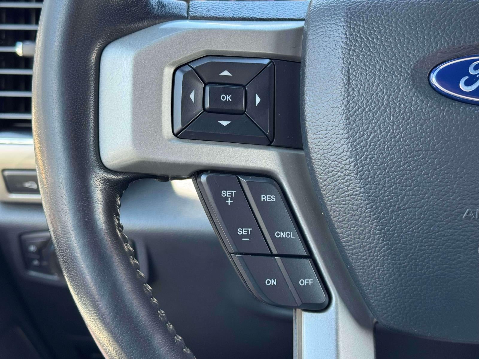 2022 Ford F-350 LARIAT