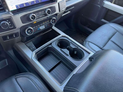 2022 Ford F-350 LARIAT
