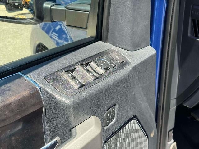 2022 Ford F-350 LARIAT