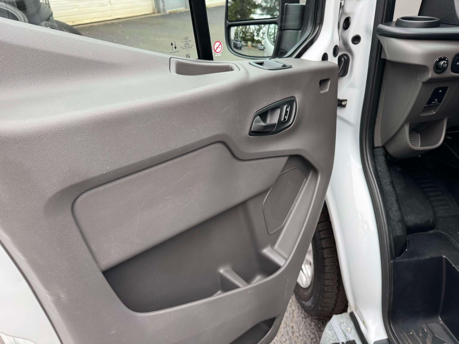 2025 Ford Transit-250 Cargo Van Base