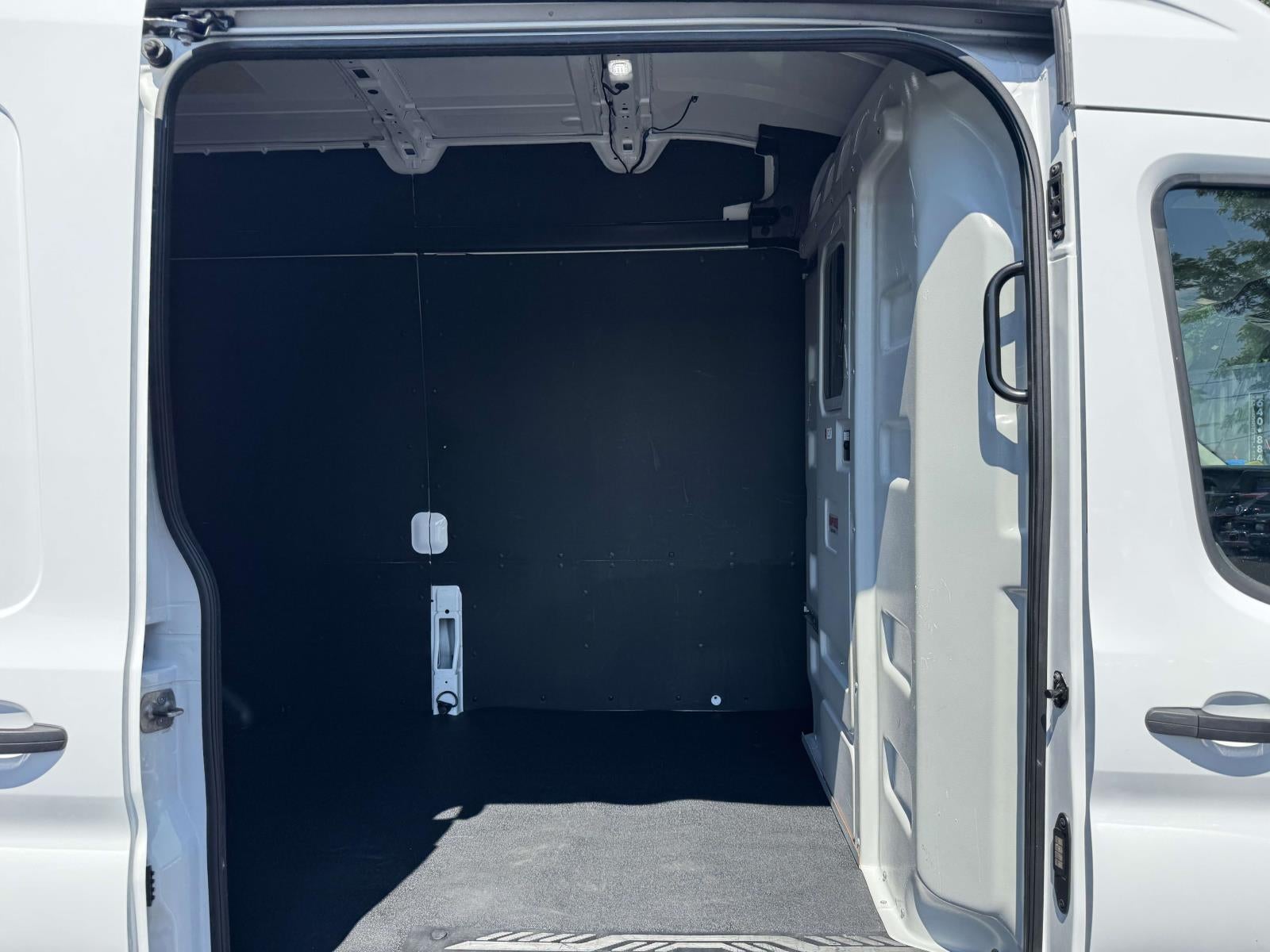 2025 Ford Transit-250 Cargo Base