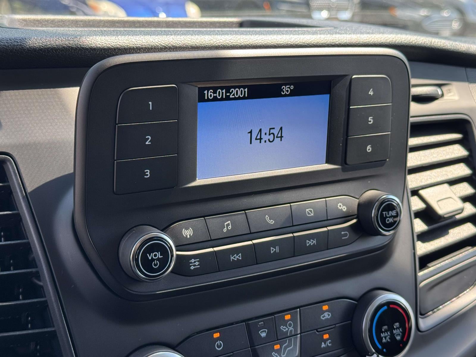 2025 Ford Transit-250 Cargo Base