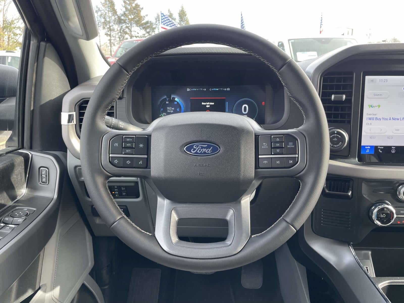 2025 Ford F-150 Lightning XLT