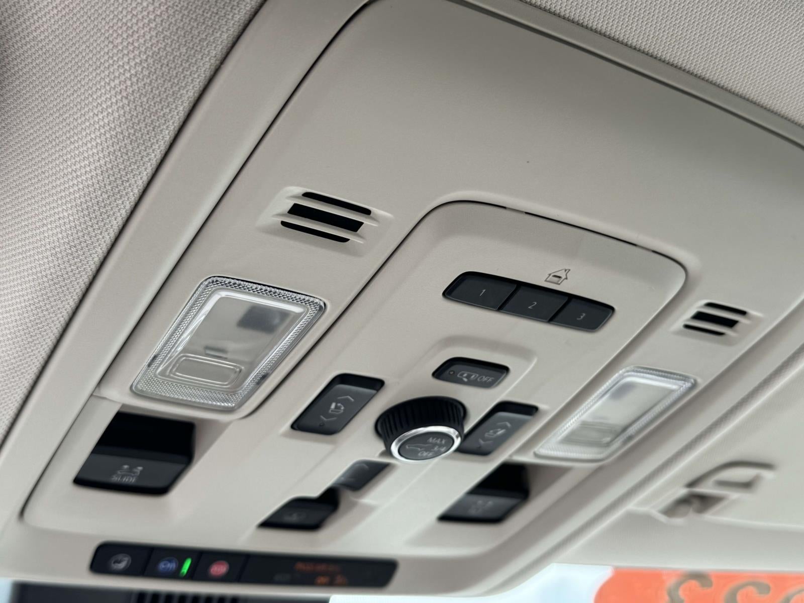 2023 GMC Yukon 4WD Denali