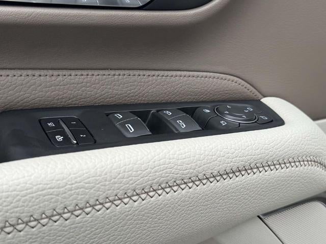 2023 GMC Yukon 4WD Denali