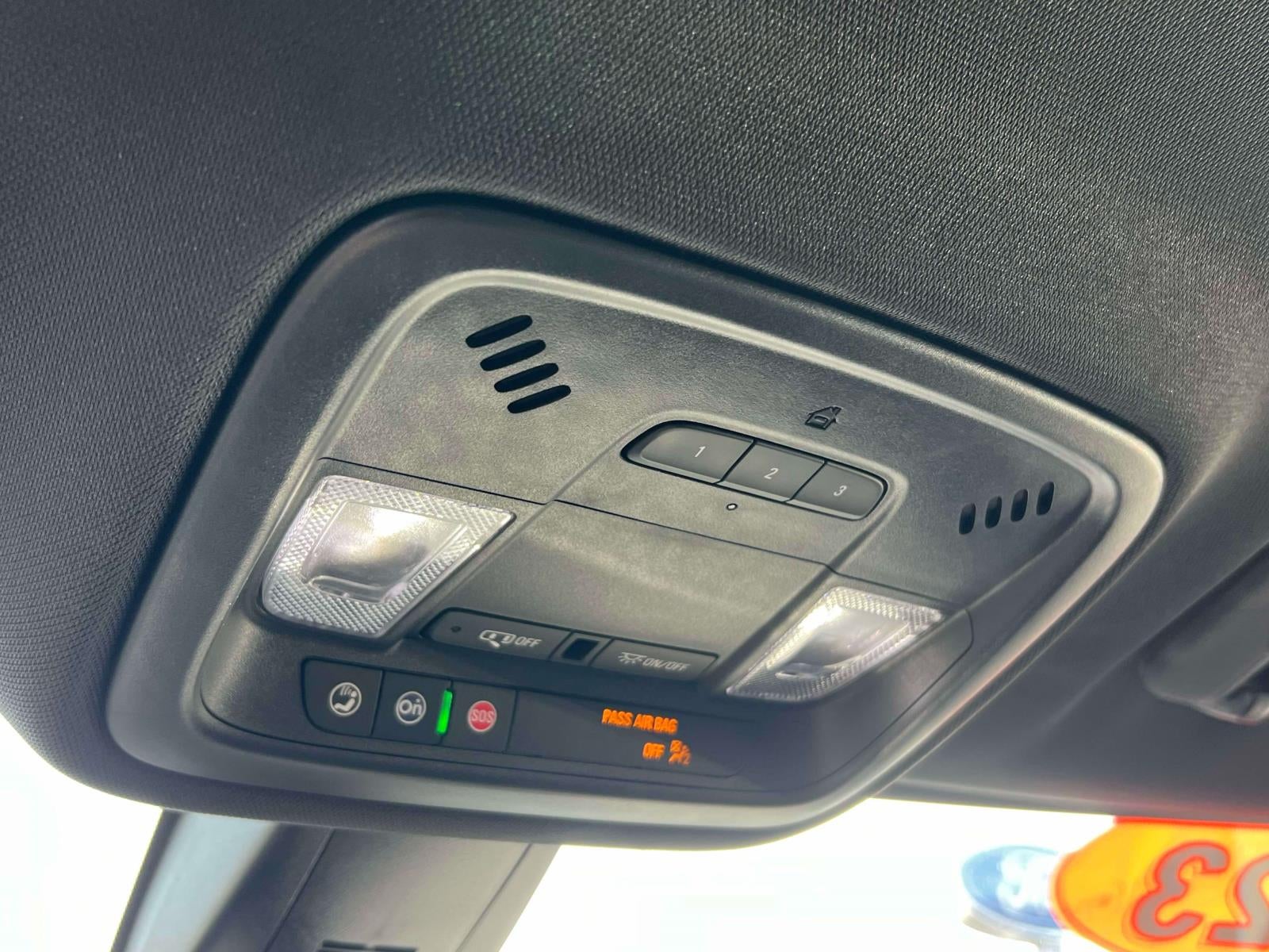 2023 Chevrolet Traverse FWD LT Cloth