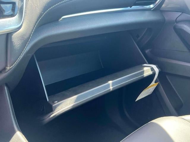 2023 Chevrolet Traverse AWD LT Leather
