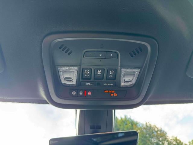 2023 Chevrolet Traverse AWD RS
