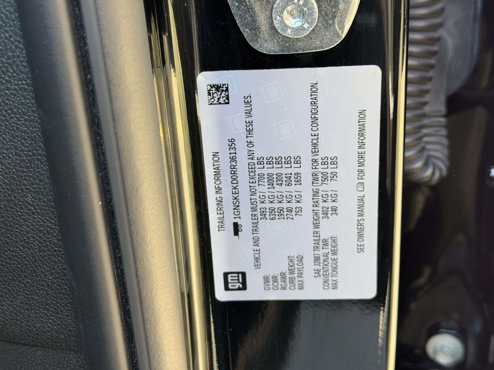 2024 Chevrolet Suburban 4WD RST