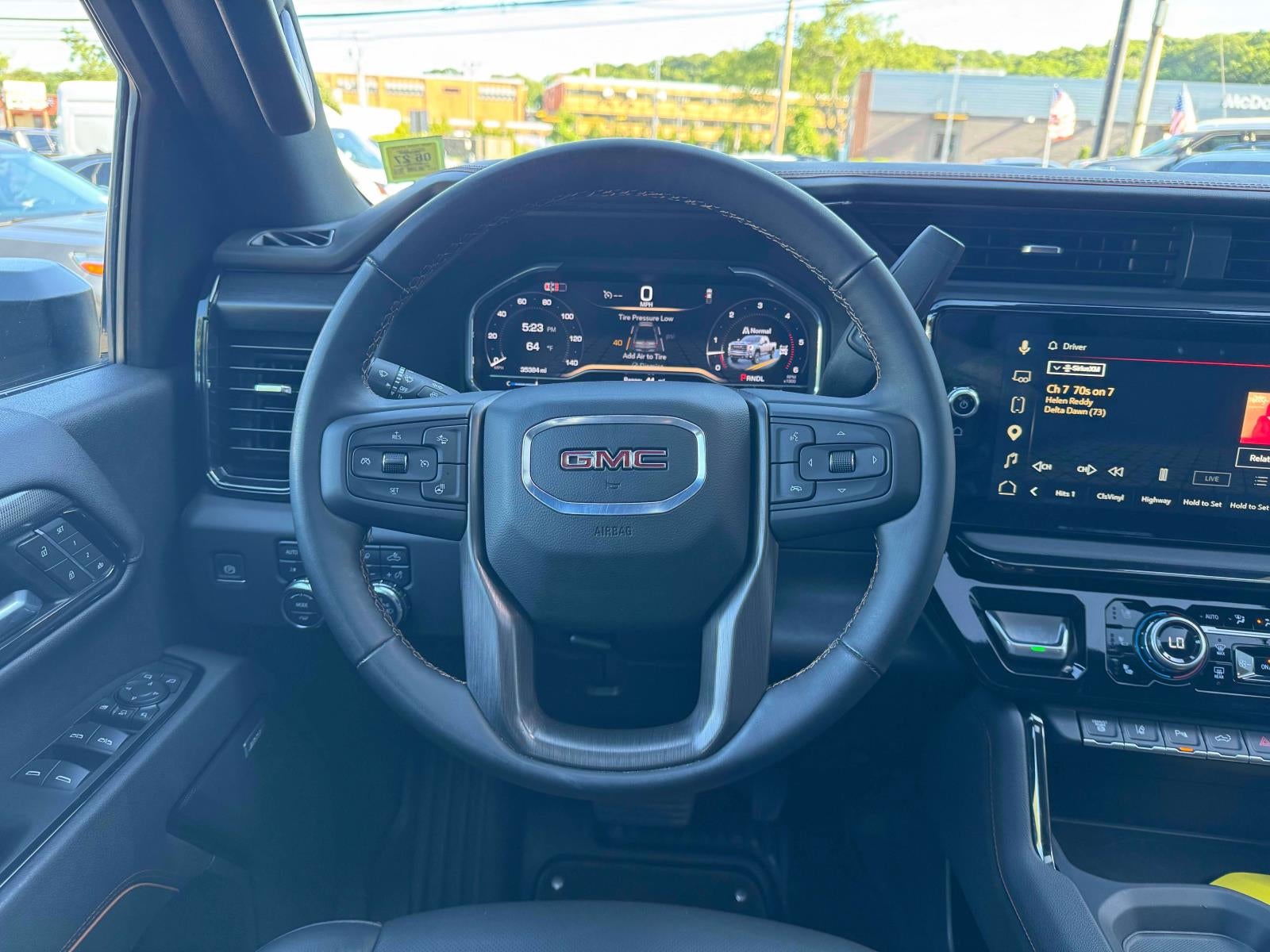 2025 GMC Sierra 2500HD Crew Cab, Standard Bed, AT4, 4WD