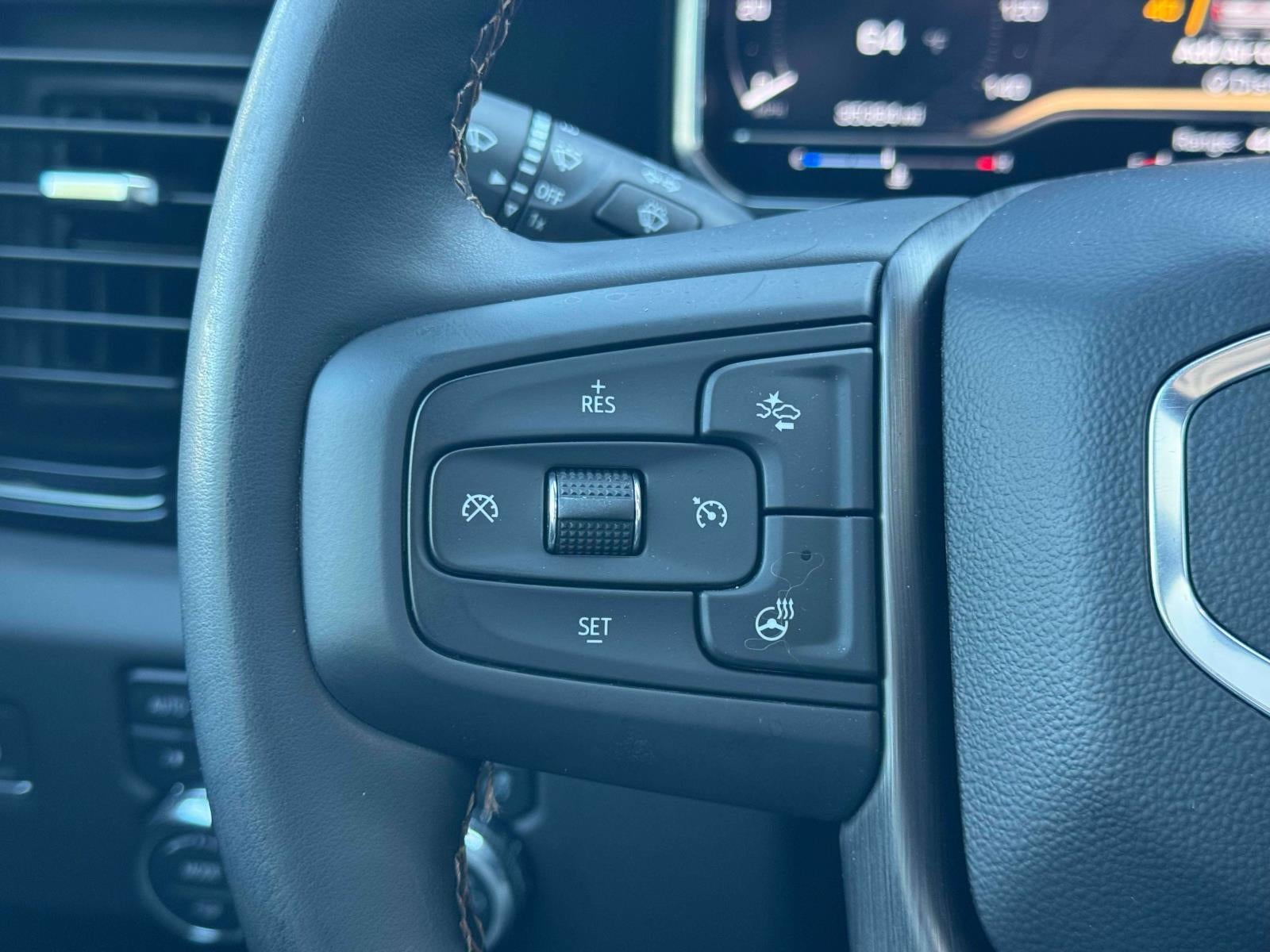 2025 GMC Sierra 2500HD Crew Cab, Standard Bed, AT4, 4WD