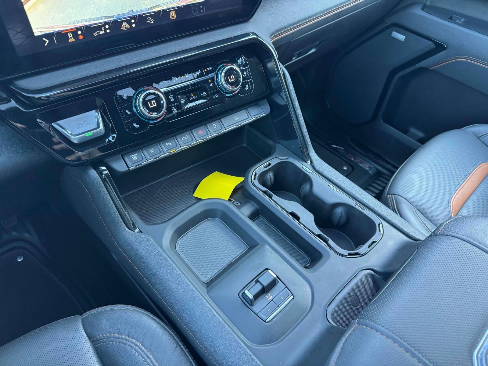 2025 GMC Sierra 2500HD Crew Cab, Standard Bed, AT4, 4WD