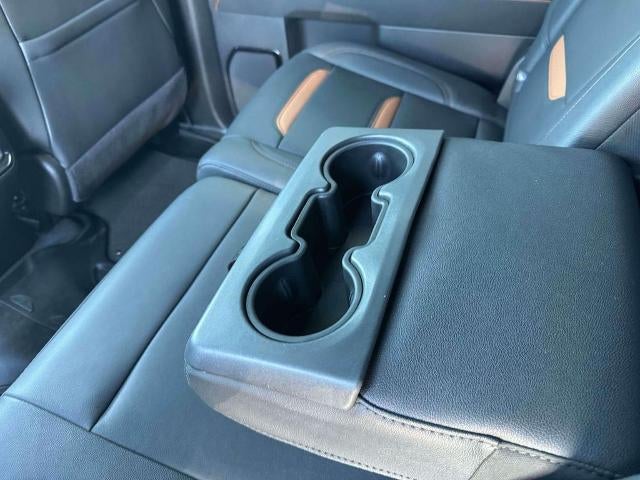 2025 GMC Sierra 2500HD Crew Cab, Standard Bed, AT4, 4WD