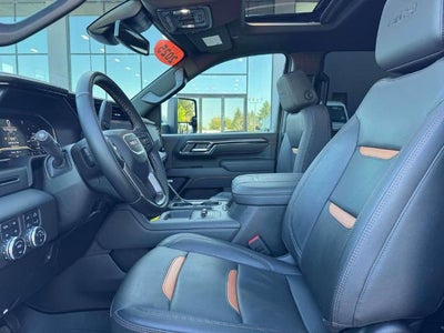 2025 GMC Sierra 2500HD Crew Cab, Standard Bed, AT4, 4WD