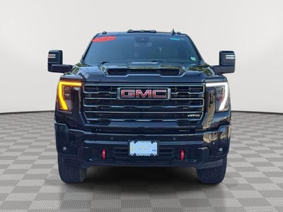 2025 GMC Sierra 2500HD Crew Cab, Standard Bed, AT4, 4WD