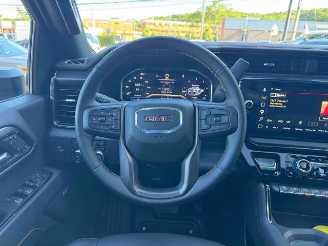 2025 GMC Sierra 2500HD Crew Cab, Standard Bed, AT4, 4WD