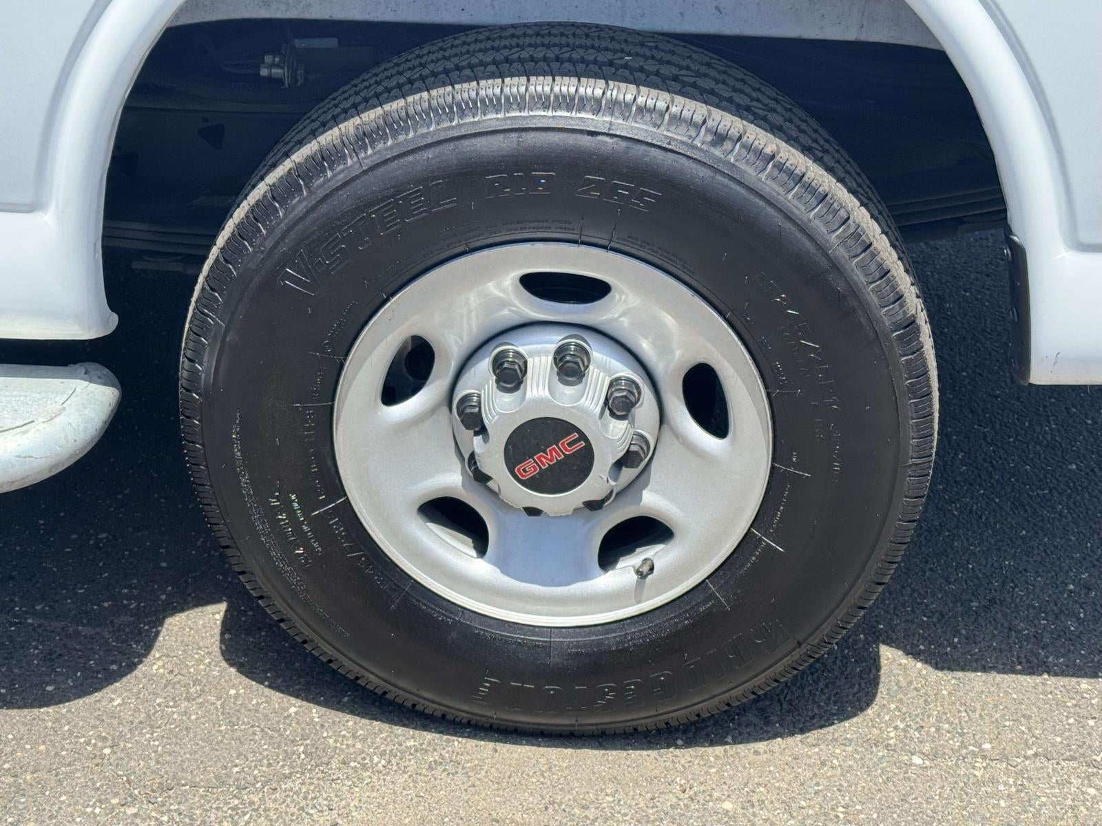 2025 GMC Savana Cargo RWD 2500 Regular Wheelbase Work Van