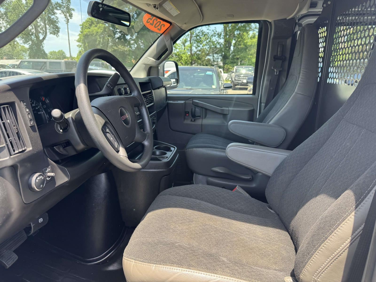 2025 GMC Savana Cargo RWD 2500 Regular Wheelbase Work Van