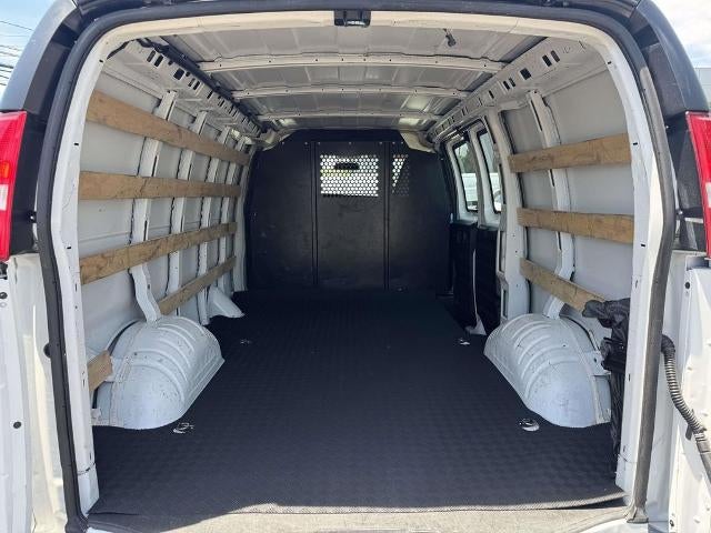 2025 GMC Savana Cargo RWD 2500 Regular Wheelbase Work Van