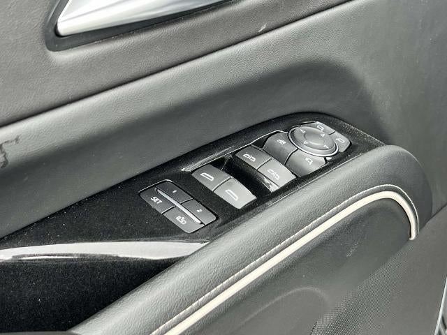 2023 Cadillac Escalade ESV 4WD Premium Luxury