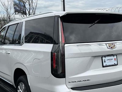 2023 Cadillac Escalade ESV 4WD Premium Luxury