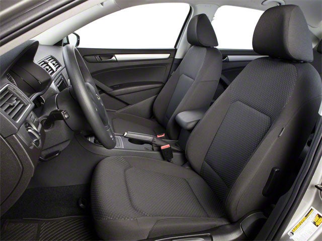 2013 Volkswagen Passat 2.5L SE