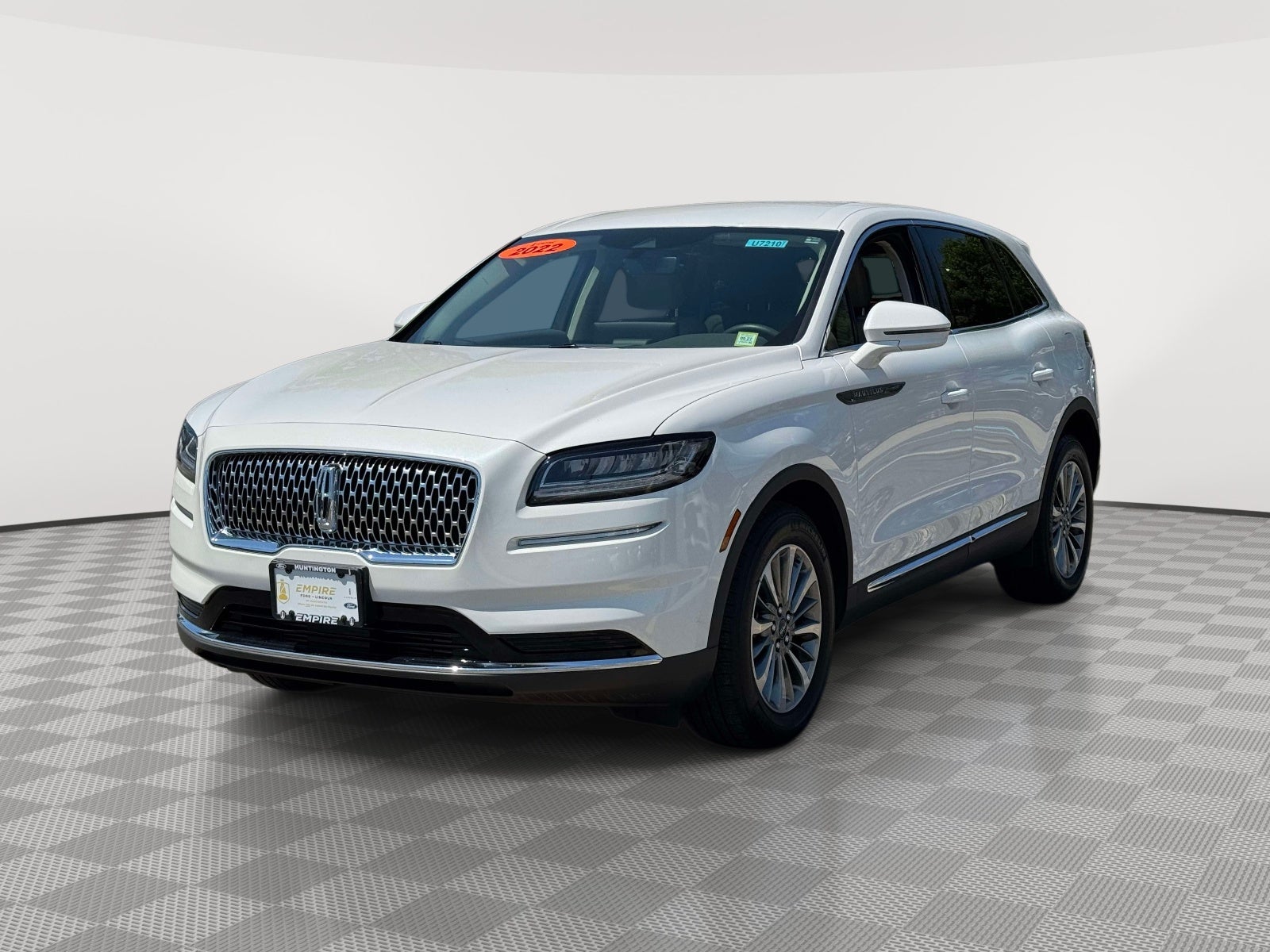 2022 Lincoln Nautilus Standard
