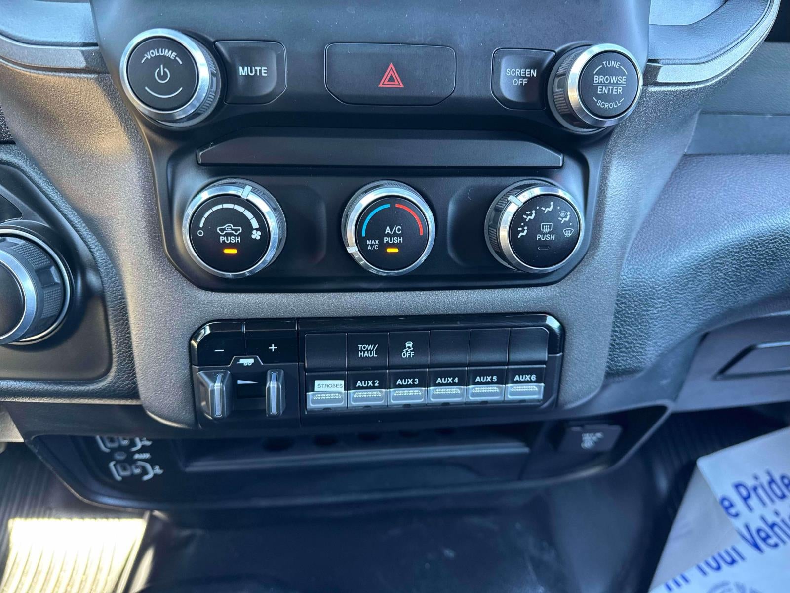 2022 RAM 2500 Tradesman Regular Cab 4x4 8 Box