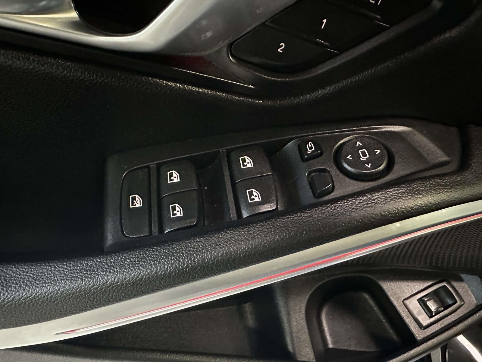 2026 BMW 330i xDrive NA