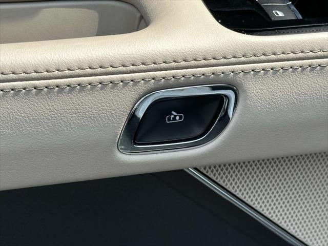 2023 Lincoln Aviator Standard