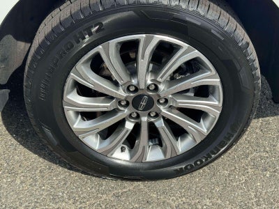 2022 Lincoln Navigator Standard