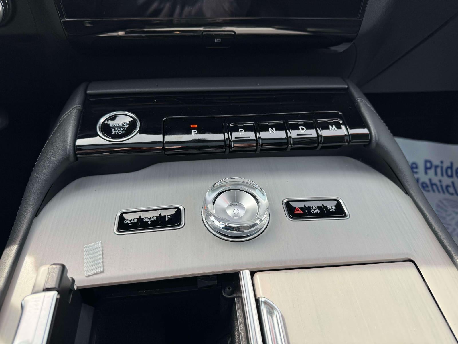 2025 Lincoln Navigator Reserve L