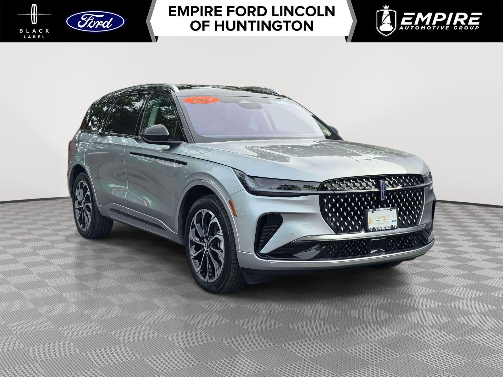 2025 Lincoln Nautilus Reserve