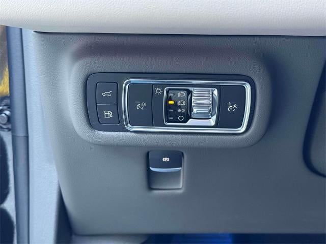 2025 Lincoln Nautilus Reserve