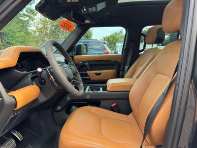 2023 Land Rover Defender 110 V8