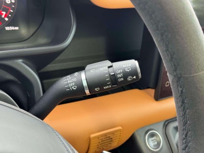 2023 Land Rover Defender 110 V8