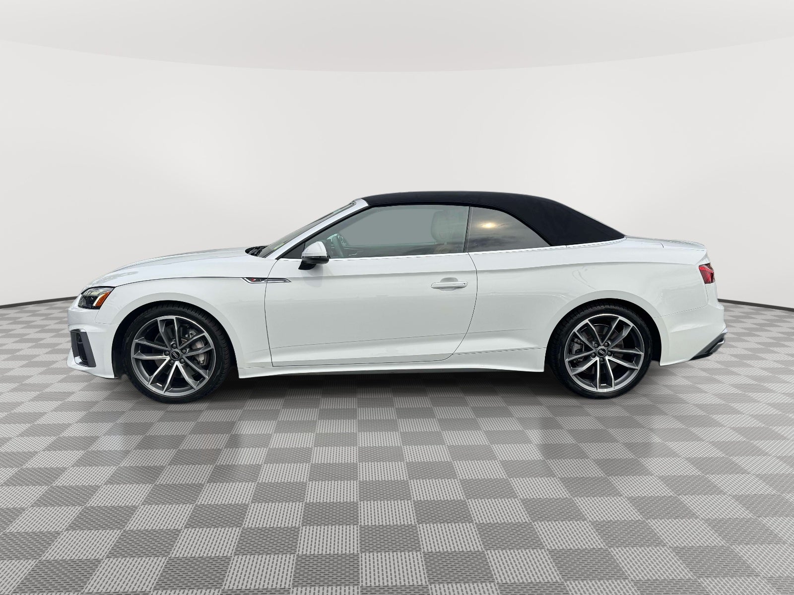 2023 Audi A5 Cabriolet Premium Plus 45 TFSI S line quattro S tronic