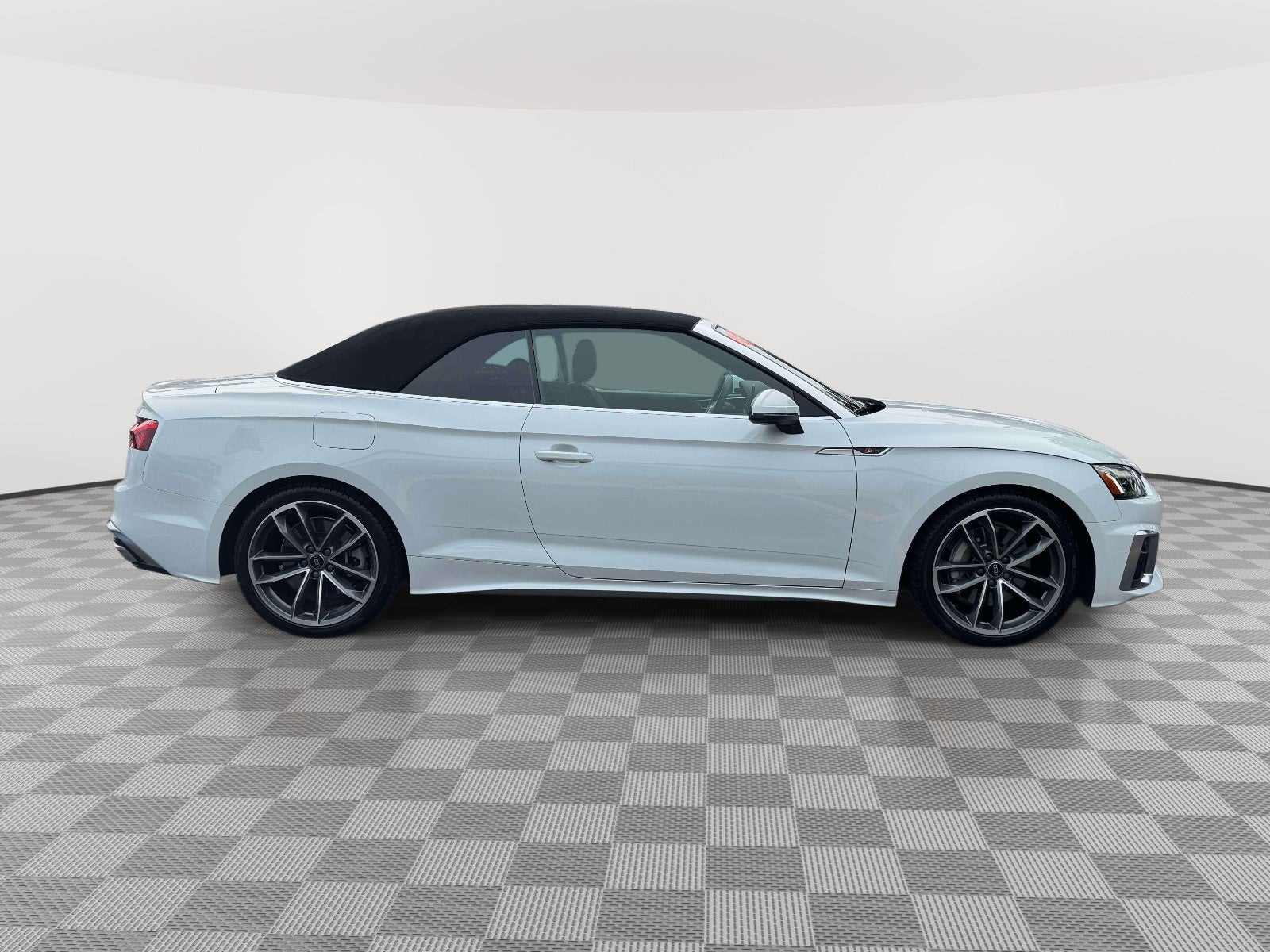2023 Audi A5 Cabriolet Premium Plus 45 TFSI S line quattro S tronic