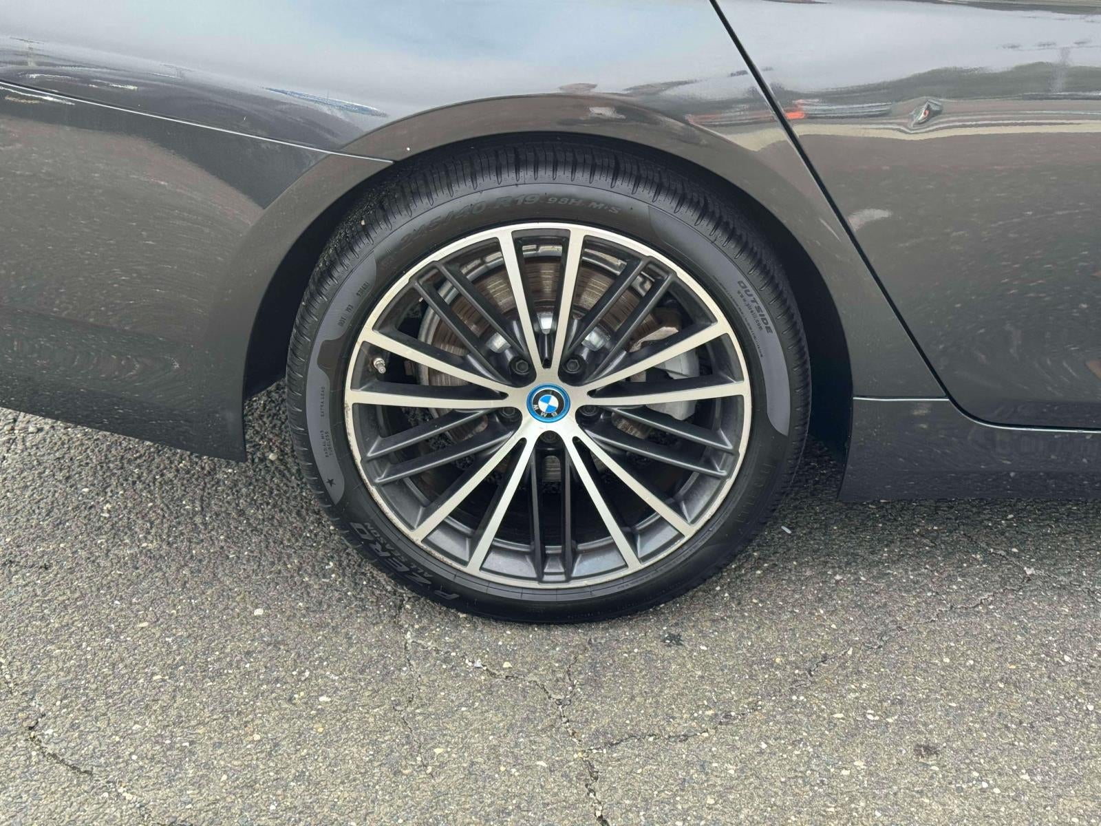 2022 BMW 530e xDrive