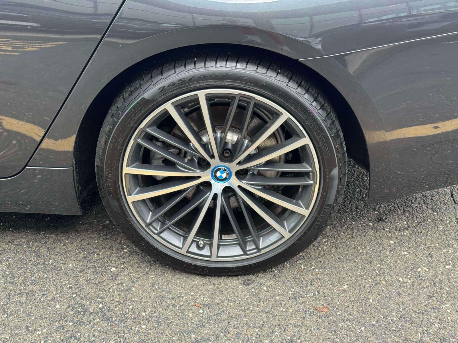 2022 BMW 530e xDrive