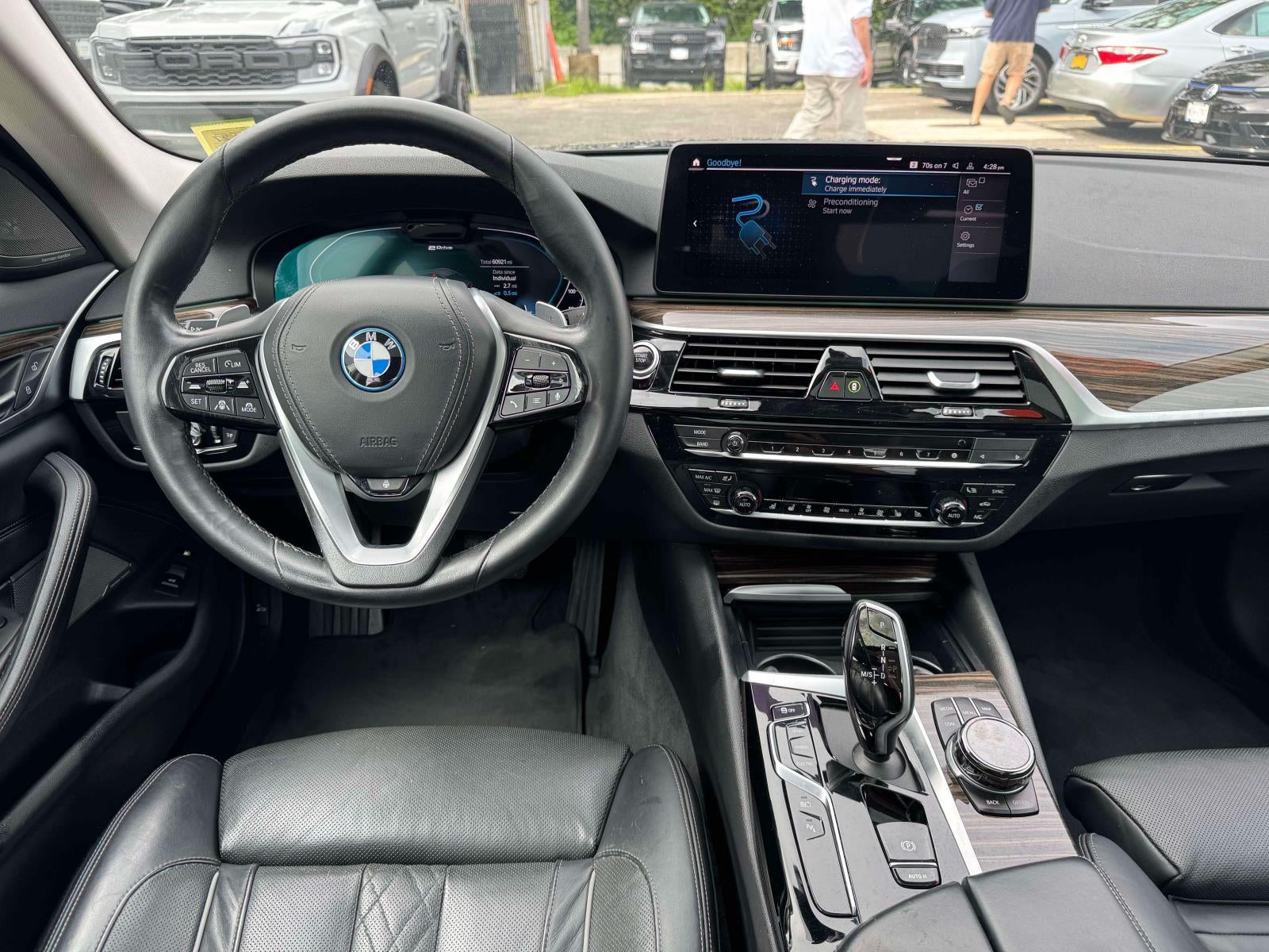 2022 BMW 530e xDrive