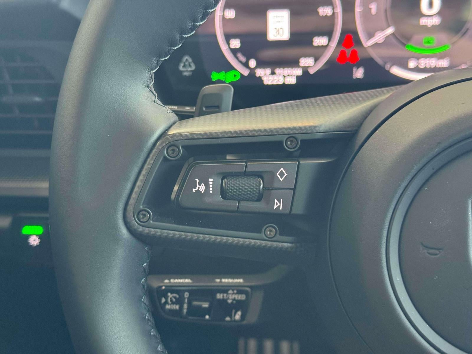 2025 Porsche 911 Carrera GTS